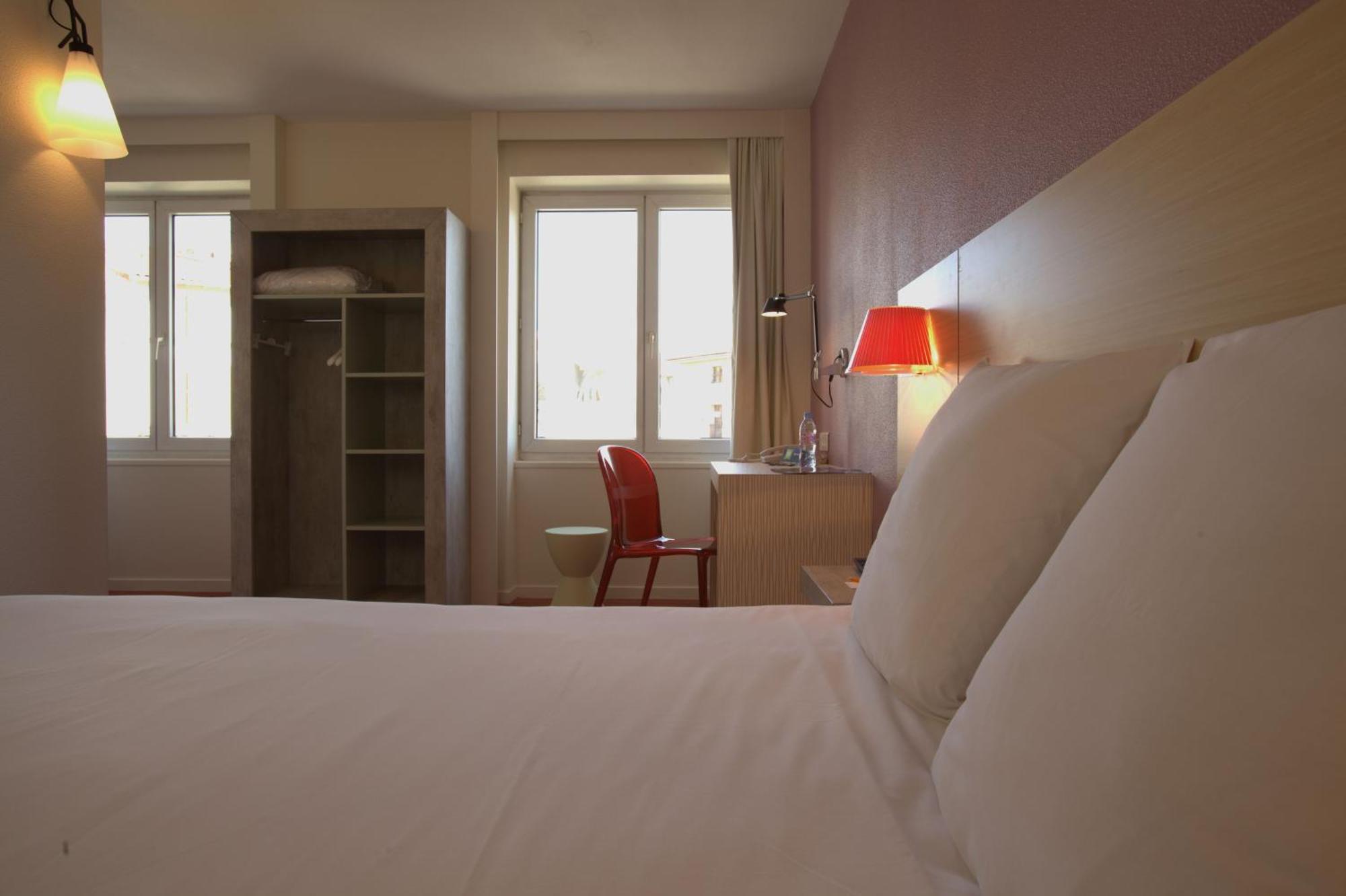 Ibis Styles Le Puy En Velay Hotel Екстериор снимка