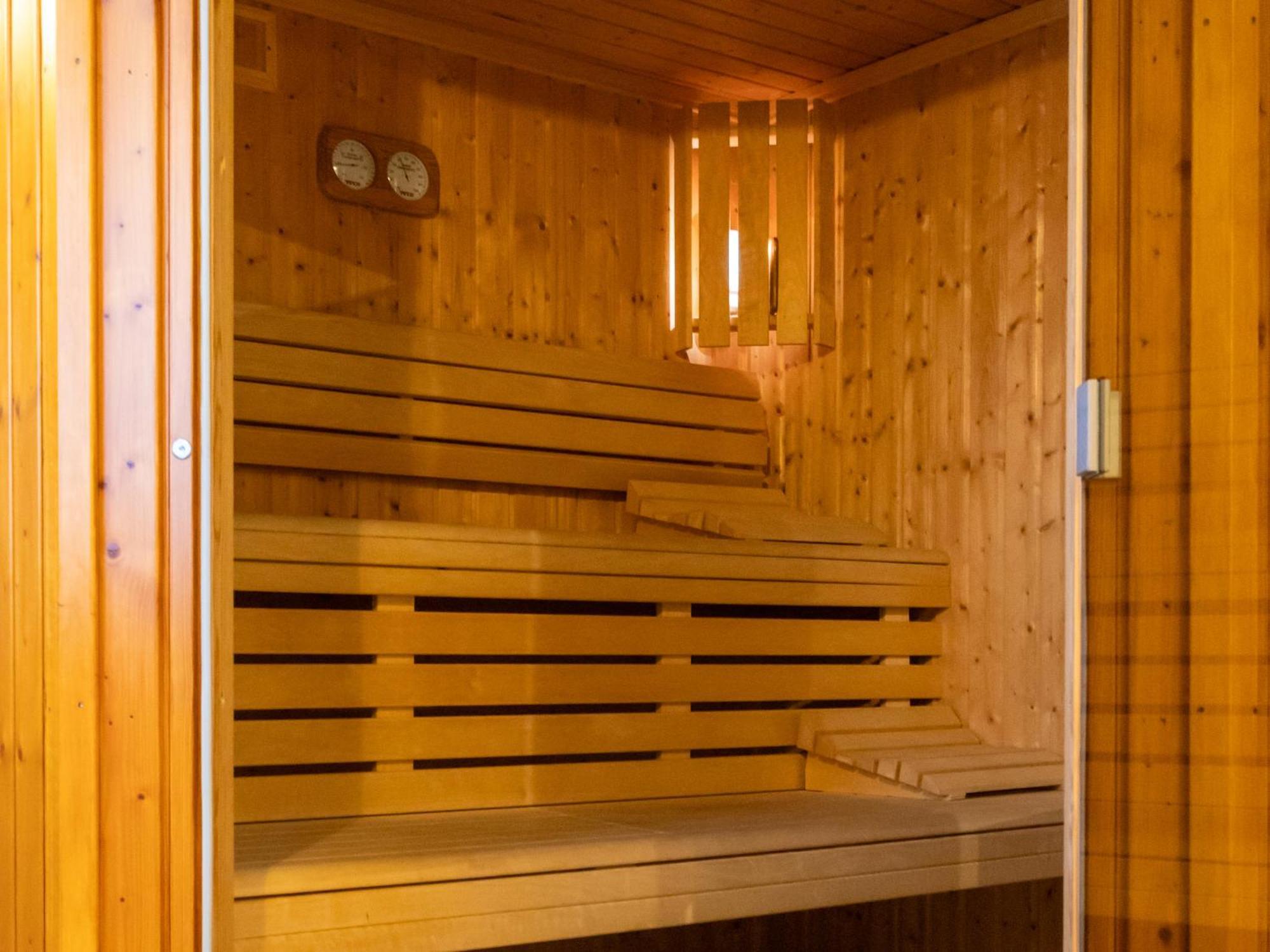 Ibis Styles Le Puy En Velay Hotel Екстериор снимка