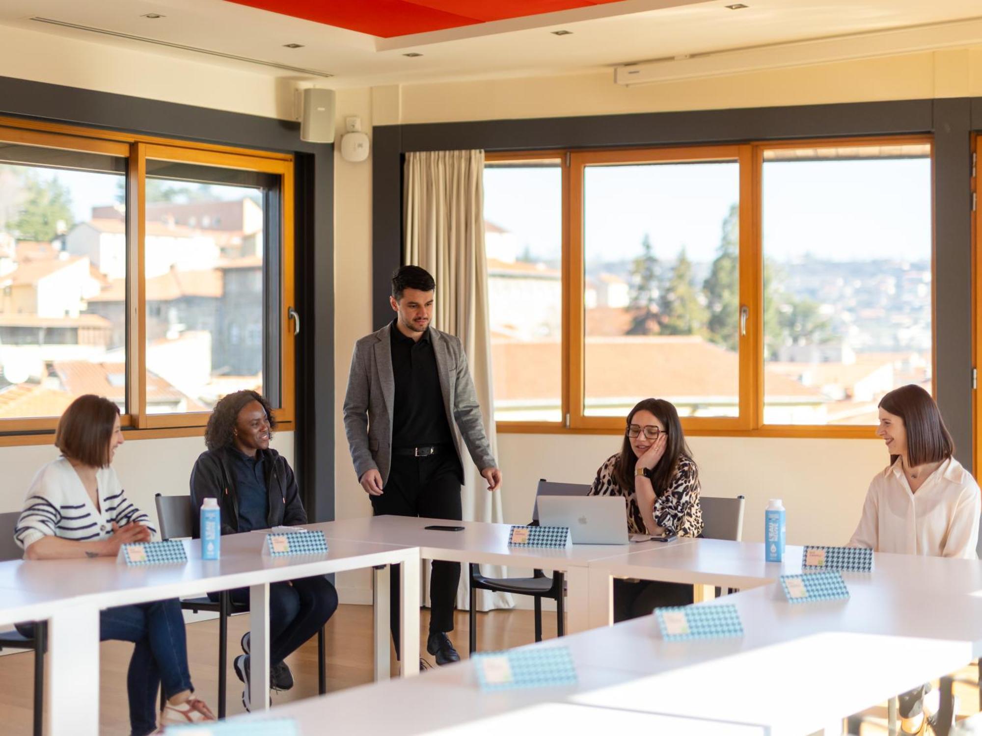 Ibis Styles Le Puy En Velay Hotel Екстериор снимка